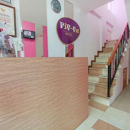 Urbanview Hotel Fiffa Kauman Маланг Екстер'єр фото